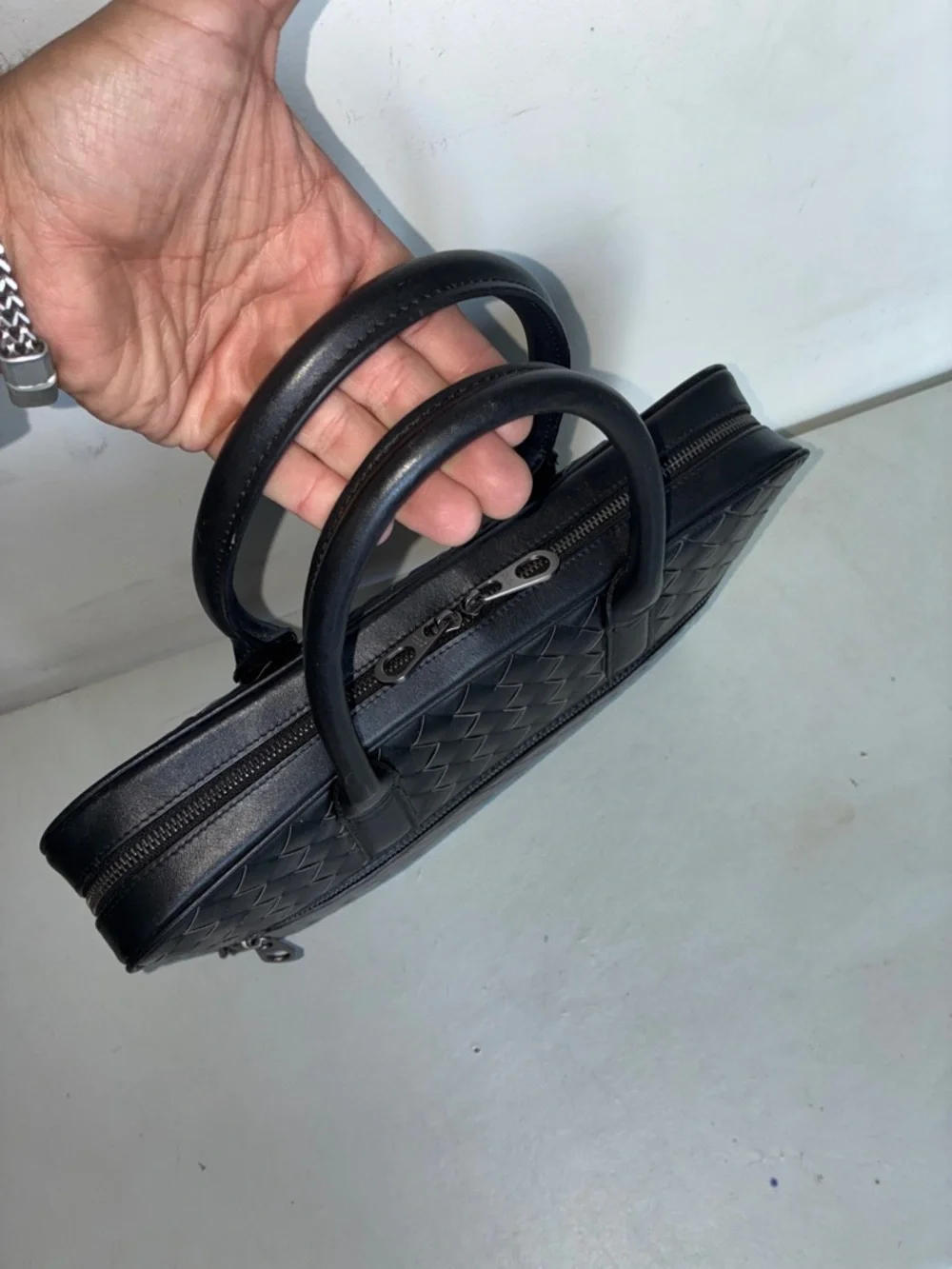 Bottega Veneta Black Intrecciato Leather Briefcase - Picture 7 of 8